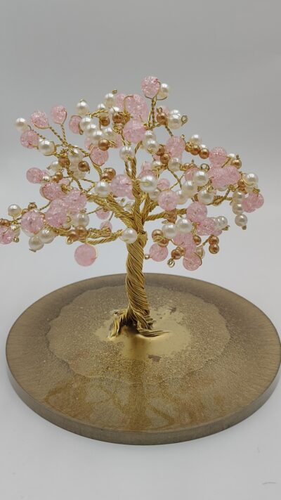 Árbol de Nieve Rosa: Pureza y Alegría