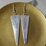 Pendiente Triángulo Celeste Largo