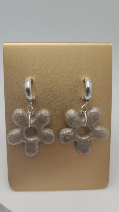 Pendientes de Flor Perlada by JoyArbs - Ref: A193