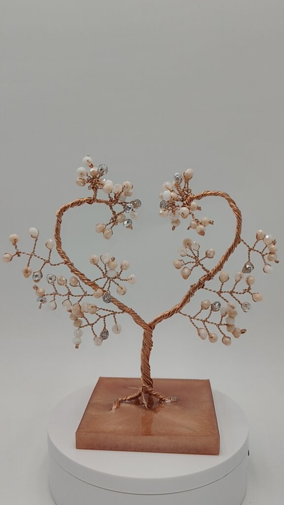 Árbol Corazón Nupcial: Amor Incondicional y Unión