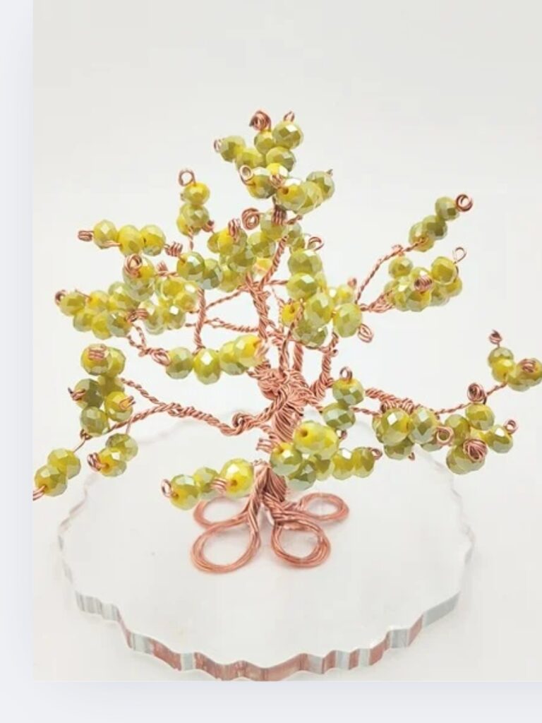 Árbol de Esperanza Verde: Renacimiento y Vitalidad